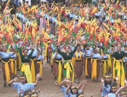 1.117 penari dari 38 cabang Sanggar Tari Ayodya Pala se-Jabodetabek, tampil serempak dalam 