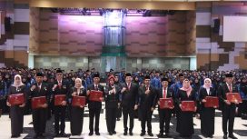 Sebanyak 768 PNS Pemkab Sidoarjo Terima Satyalancana Karya Satya dari Presiden Prabowo