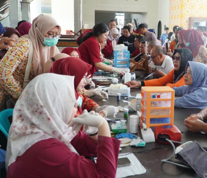 
					Dinkes Jatim Dorong Kolaborasi Lintas Sektor di Hari Kesehatan Nasional ke-61