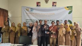 UNESA Laksanakan Pengabdian Masyarakat dengan Tingkatkan Literasi Digital Guru di Batu