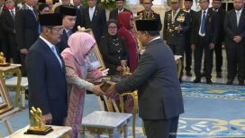 Sepuluh nama tokoh resmi dianugerahi gelar pahlawan nasional oleh Presiden Prabowo Subianto, Senin (10/11/2025). foto: sekpres