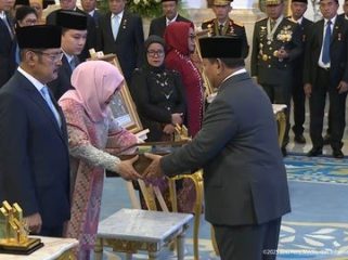 Sepuluh nama tokoh resmi dianugerahi gelar pahlawan nasional oleh Presiden Prabowo Subianto, Senin (10/11/2025). foto: sekpres