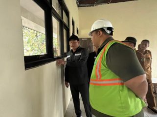 Bupati Sidoarjo Sidak Pembangunan SDN Suko, Pastikan Kualitas Sesuai Standar