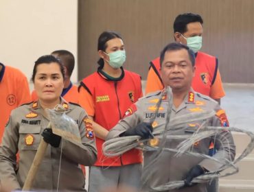 Polrestabes Surabaya Amankan Komplotan Pelaku Pencurian Kabel Telkom dan PJU