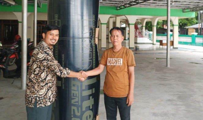 
					BRI Bekasi Siliwangi Salurkan Bantuan Dana Bapekis