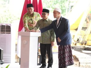 Menko PM Muhaimin Iskandar Resmikan Groundbreaking Pembangunan Ulang Ponpes Al Khoziny