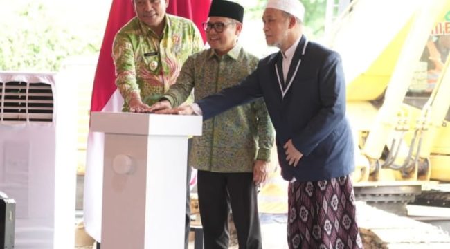 Menko PM Muhaimin Iskandar Resmikan Groundbreaking Pembangunan Ulang Ponpes Al Khoziny