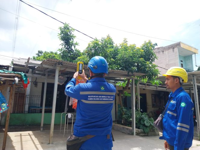 
					Pastikan Keselamatan dan Keamanan Lingkungan, PLN Lakukan Pengukuran Medan Magnet dan Listrik Jalur Transmisi