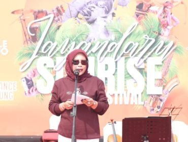 Wabup Mimik Idayana Resmi Buka Jayandaru Sunrise Jazz Festival 2025, Launching Tari Pesona Delta