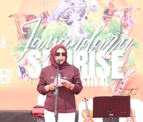 Wabup Mimik Idayana Resmi Buka Jayandaru Sunrise Jazz Festival 2025, Launching Tari Pesona Delta