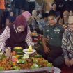 Sambut Harjasda Sidoarjo ke-167, Wabup Mimik Idayana Gelar Makan Bersama Rakyat di Monumen Jayandaru