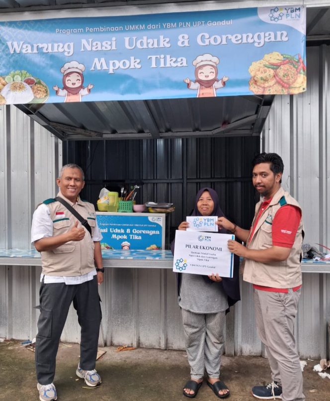 
					Perkuat Pilar Ekonomi, YBM PLN UPT Gandul Dukung Tiga UMKM di Depok