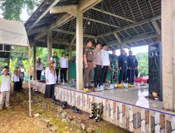 Forkopimda dan Petinggi Desa Bringin Ikuti Zoom Meeting Bersama Presiden RI.