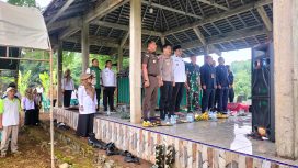 Forkopimda dan Petinggi Desa Bringin Ikuti Zoom Meeting Bersama Presiden RI. 