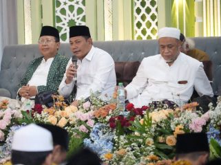 Bupati Subandi Hadiri Haul Masyayikh Al-Khoziny, Doakan Syuhada dan Perkuat Ukhuwah di Sidoarjo 