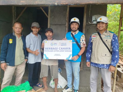PLN Bangsri Kabupaten Jepara Sambungkan Listrik Gratis Untuk Warga Desa Klepu
