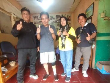 YGP Serahkan Bantuan Kaki Palsu Gratis untuk Warga Sukmajaya Depok