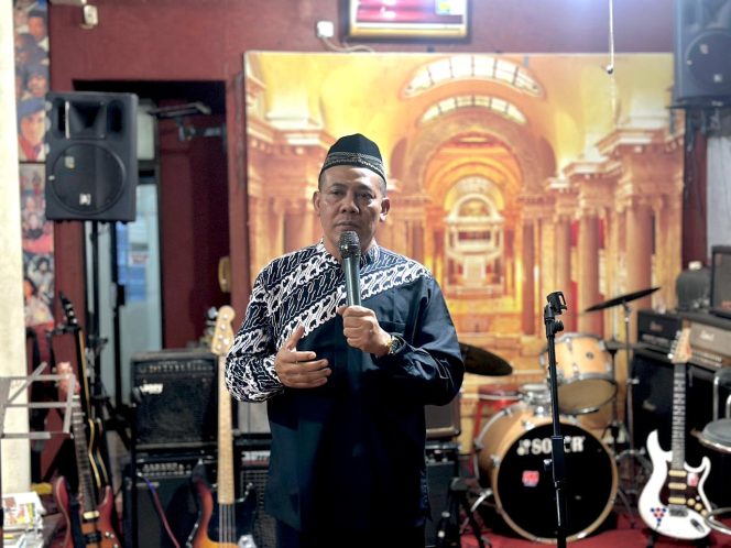 
					Anggota DPRD Kota Depok Dr. H. Bambang Sutopo, S.E.I., M.M.,