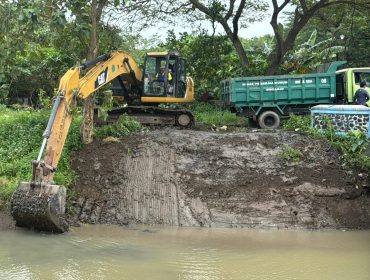 Cegah Banjir, Pemkab Sidoarjo Kebut Normalisasi Sungai di Belakang PG Krembung