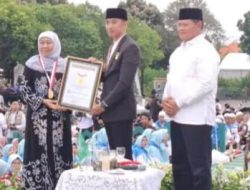 Pemprov Jatim Gelar Bukber 20 Ribu Warga di Masjid Al-Akbar Surabaya