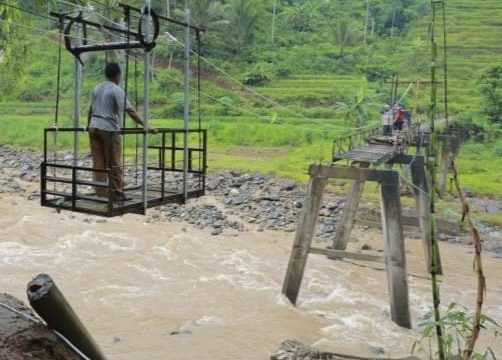 Kementerian PU Segera Bangun Jembatan Penghubung Ngrayun – Panggul
