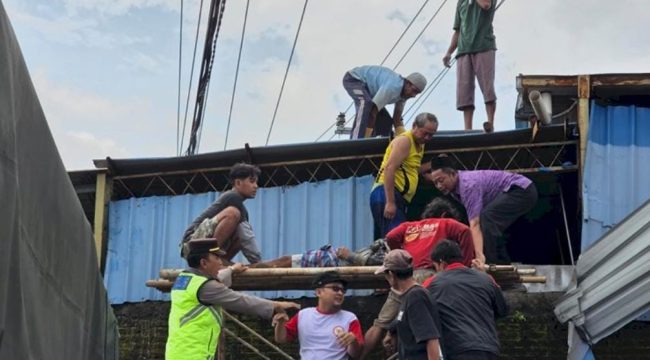 Pekerja Bangunan di Jepara Dilarikan ke RSUD Kartini Usai Tersengat Listrik di Atap Gudang SPPG Lebuawu