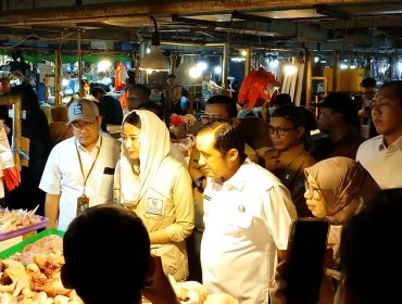 Tinjau Pasar Cisalak Depok, Wamendag Pastikan Stabilitas Harga dan Kebersihan Pasar