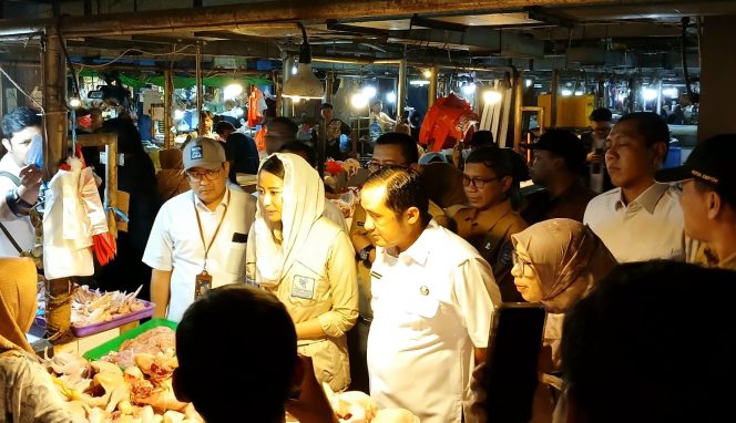 
					Tinjau Pasar Cisalak Depok, Wamendag Pastikan Stabilitas Harga dan Kebersihan Pasar