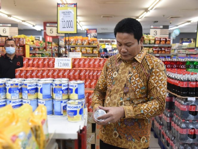 
					Sidak Jelang Lebaran, Bupati Subandi Pastikan Stok Aman dan Harga Sembako Stabil di Sidoarjo