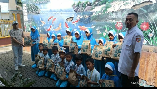 
					Alfamart jember dukung HPN 2025 kolaborasi dengan DPC GWI Jember