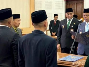 Bupati Jepara H. Witiarso Utomo Lantik 57 pejabat struktural dan fungsional di lingkungan Pemerintah Kabupaten Jepara yang di selenggarakan di Gedung Shima Kamis 12/3/2026).