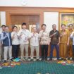 Jelang Mudik Lebaran 2026, Wagub Emil Pastikan Infrastruktur Jatim Siap dan Layak Dilalui