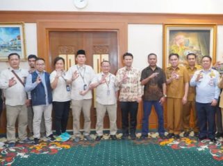 Jelang Mudik Lebaran 2026, Wagub Emil Pastikan Infrastruktur Jatim Siap dan Layak Dilalui