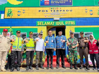 Forkopinda Kabupaten Jepara turun langsung memastikan stabilitas kebutuhan pokok dan kesiapan layanan masyarakat . Pemantauan di pimpin oleh Bupati Jepara Witiarso Utomo bersama Wakil Bupati Muhammad Ibnu Hajar serta di ikuti Ketua DPRD Jepara (17/3/2026)