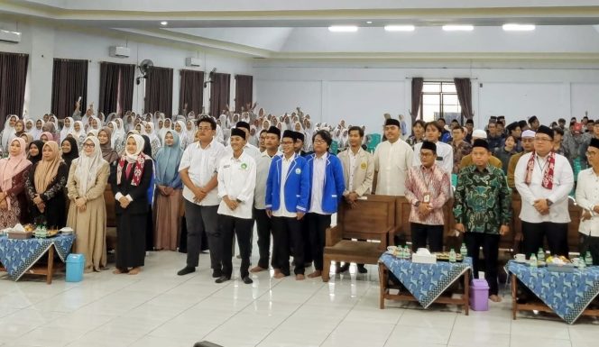 
					Ketua Bidang Kaderisasi BEM Pesantren Seluruh Indonesia, Nauval Al Farisi, mengecam keras tindakan penyiraman air keras terhadap aktivis KontraS