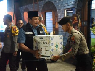 Pastikan Arus Mudik Aman dan Terkendali, Bupati Bersama Forkopimda Sidoarjo Sidak Pos Pengamanan Malam Idul Fitri