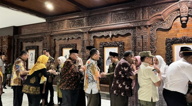 Hadiri halal bihalal bersama, Ketua DPRD dan Bupati : ASN harus sosialisasikan program unggulan Jepara