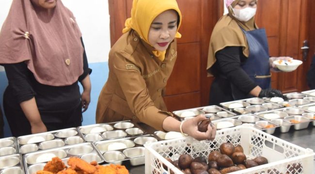 Wabub Mimik Idayana Sidak SPPG Kepuhkemiri, Pastikan Program MBG Berjalan Optimal