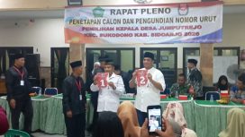 Panitia Tetapkan Dua Calon Kepala Desa Jumputrejo, Joni Nomor Urut 1 dan Muhammad Makrus Nomor Urut 2