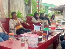 Andrie Once Ketua SWI Jawa Tengah (kedua dari kiri) saat memimpin rapat koordinasi. Dok. Narsum