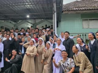 Ponpes Ngalah Pasuruan Rawat Toleransi, Buka Ruang Dialog Lintas Agama