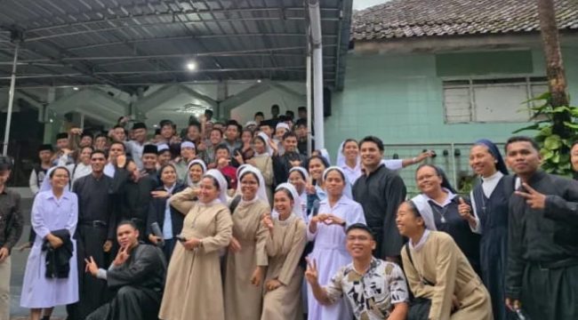 Ponpes Ngalah Pasuruan Rawat Toleransi, Buka Ruang Dialog Lintas Agama