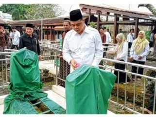 Hari Jadi Jepara ke-477 Bupati Jepara Witiarso Utomo di ikuti oleh Wakil Bupati dan Forkopinda beserta jajarannya ajak teladani perjuangan leluhur (Rabu 8/4/2026).