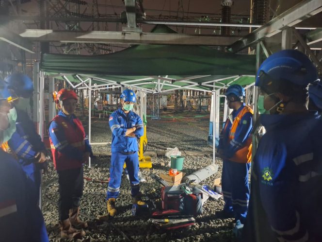 
					Di Balik Terangnya Listrik, Gerak Senyap Tim ULTG Angke Tuntaskan Reklamasi SF6 di GI Angke