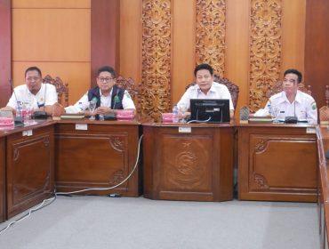 Bupati Subandi Tegaskan “Perang” Lawan Sampah, TPS3R Tak Berjalan Akan Dievaluasi Ketat