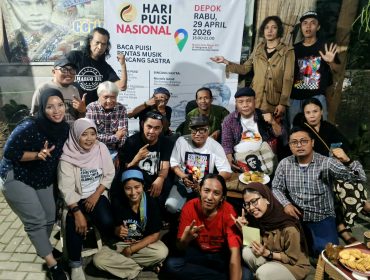 Foto bersama di Acara Hari Puisi Nasional 2026 di Kota Depok