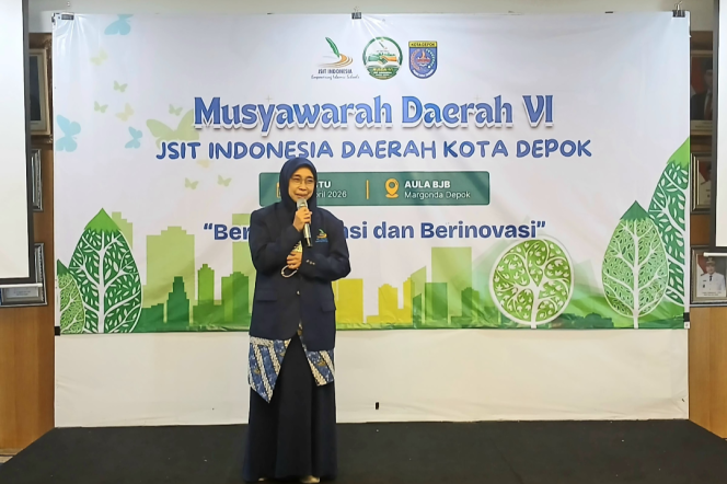 
					Fenny Nisdawati, M.Pd, Ketua Jaringan Sekolah Islam Terpadu (JSIT) Indonesia Daerah Kota Depok periode 2026-2030