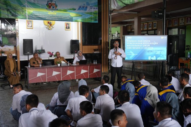 
					Edukasi Gen Z, PLN Beri Pemahaman Bahaya dan Manfaat Listrik di SMK Negeri 5 Jakarta