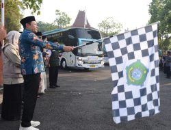Sebanyak 1.133 Jemaah Haji Sidoarjo Gelombang Kedua Diberangkatkan, Bupati: Jaga Kesehatan dan Nama Baik Daerah