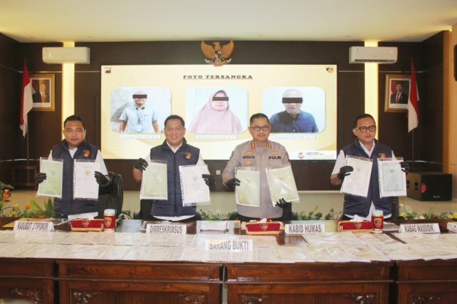 
					Polda Jateng Bongkar Modus Kredit Topengan BPR Purworejo, Rugikan Negara Capai 41.3 Miliar